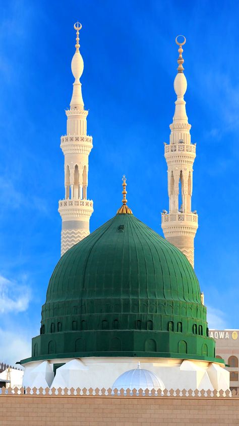 Madina Wallpapers Hd Wallpaper, Masjid E Nabvi, Madina Sharif Beautiful Pic, Khwaja Ji Pic, Gallery Frame Set, Beautiful Mosque, Green Dome, Islamic Events, History Of Islam