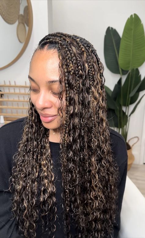 How to keep your boho braids looking fresh - Aisle One Color 4 Braids, Medium Boho Knotless Braids, Accent Braids, Fairy Hairstyle, Boho Hairstyles For Long Hair, Boho Braided Hairstyles, Bohemian Pictures, Boho Braid, Pictures Background