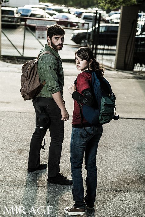 Croquis, Last Of Us Cosplay, Ellie And Joel, Original Teen Titans, Bunny Cosplay, Samhain Halloween, Joel And Ellie, Horror Video Games, Video Game Cosplay