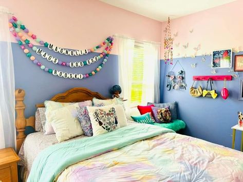 Taylor Swift Bedroom Ideas, Taylor Swift Bedroom, Taylor Swift Room, Girl Cave, Big Girl Bedrooms, Room Color, Town House, Be Better, Bedroom Bed