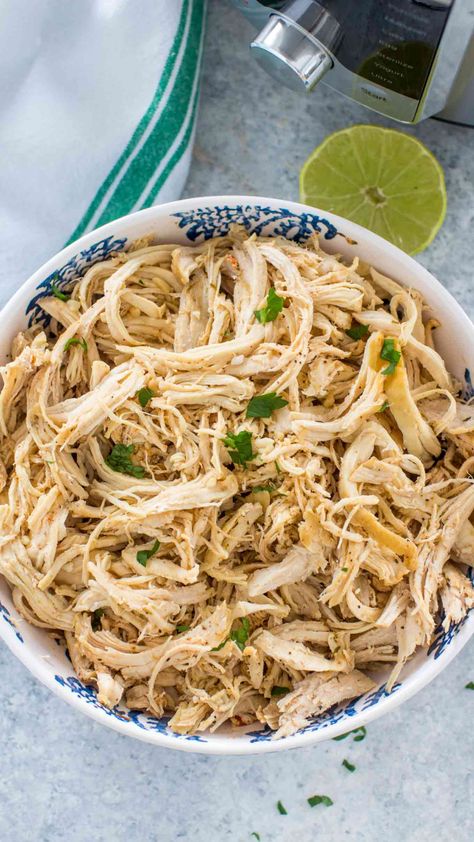 Shredded Chicken In Instant Pot, Cook Shredded Chicken, Chicken In Instant Pot, Shredded Chicken Breast Recipes, Instant Pot Shredded Chicken, Braised Chicken Breast, Make Shredded Chicken, Shredded Chicken Recipes, Fried Chicken Breast