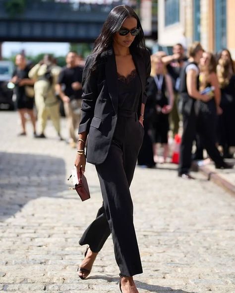 Jasmine Tookes (@jastookes) • Instagram photos and videos Jasmine Tookes Hair, Jasmine Tookes Makeup, Jasmine Tookes Wedding, Jasmine Tookes Aesthetic, Jasmine Tookes Victoria Secret, Aesthetic Jasmine, Jasmine Tookes Instagram, Jasmine Tookes Style, Corporate Chic