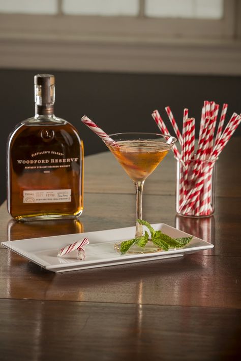 _D9A3238 Woodford Reserve Drinks, Woodford Reserve Cocktails, Bourbon Sweet Potatoes, Easy Holiday Cocktails, Bourbon Chicken Recipe, Winter Cocktails Recipes, Mint Simple Syrup, Woodford Reserve, Winter Cocktails