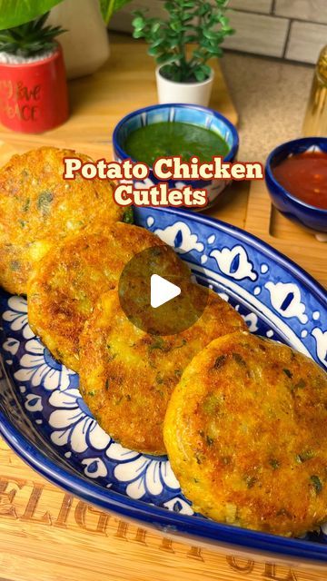 155K views · 6.4K likes | Javeria Shah on Instagram: "💥POTATO CHICKEN CUTLETS💥

INGREDIENTS :
🌱4 medium Potatoes (boiled and mashed)
🌱2 tbsp Coriander and Mint chopped 
🌱1 small onion chopped 
🌱 3 tbsp spring onion chopped 
🌱100 gmsChicken (boiled n shredded)
🌱 1/4 tsp ajwain 
🌱1 tsp salt
🌱1 tsp black pepper 
🌱Half tsp chili powder 
🌱1 n half tsp cumin seeds
🌱1 Tsp coriander seeds
🌱3-4 green chilies 
🌱1 tsp cumin powder 
🌱Pinch Turmeric 
🌱3 tbsp Cornflour 
🌱Flour paste ( 3 tbsp cornflour flour mixed in half cup water)

METHOD :
Mix together potatoes, with spices, onions mint coriander, spring onion,  chicken, and cornflour.Grease your hands and shape into cutlets as shown. Dip in flour paste .📌You can freeze at this stage
📌or Fry them for 8-10 minutes at medium heat, fl Potato Cutlets Recipes, Potato Chicken, Potato Cutlets, Cutlets Recipes, Onion Chicken, Cumin Seeds, Chicken Potatoes, Chicken Cutlets, Coriander Seeds