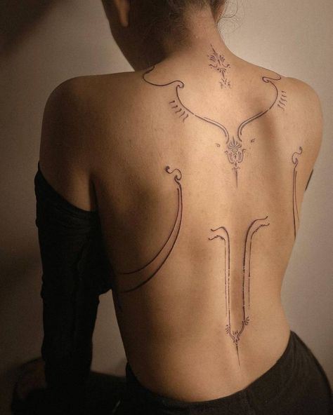 Tattoo Ideas Inspiration, Spine Tattoo Ideas, Tato Minimal, Spine Tattoos For Women, Spine Tattoo, Back Tattoo Women, Spine Tattoos, Ink Design, Elegant Tattoos