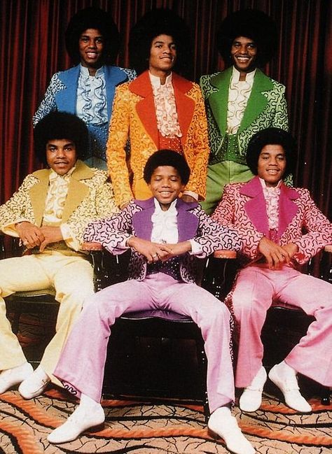 The Jackson 5, Diy Kostüm, Vintage Black Glamour, Michael Jackson Pics, King Of Pop, Jackson Family, Jackson 5, The Jacksons, Black Music