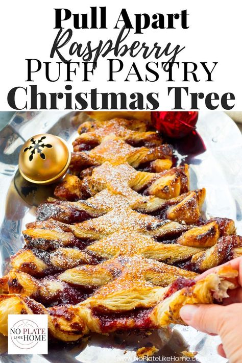 Puff Pastry Xmas Tree, Puff Pastry Christmas Trees, Puff Pastry Holiday Recipes, Puff Pastry Snack Ideas, Candy Cane Puff Pastry, Christmas Desserts Pastry, Christmas Candy Cane Pastry, Puff Pastry Recipes For Christmas, Christmas Breakfast Puff Pastry