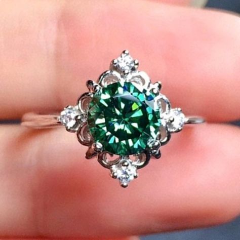 "High Quality Zircon Ring Green Crystal Cz Rings For Women, Ha4435-6 Size: 6 Jewelry Main Material: Brass Main Stone: Cubic Zirconia Occasion: Anniversary, Engagement , Gift, Party, Wedding Gender: Women's Available Size: 6, 7, 8, 9, 10" Engagement Box, Luxury Wedding Rings, Cz Rings, Jewelry Star, Emerald Gem, Beautiful Wedding Rings, Zircon Ring, Green Crystal, Cz Ring