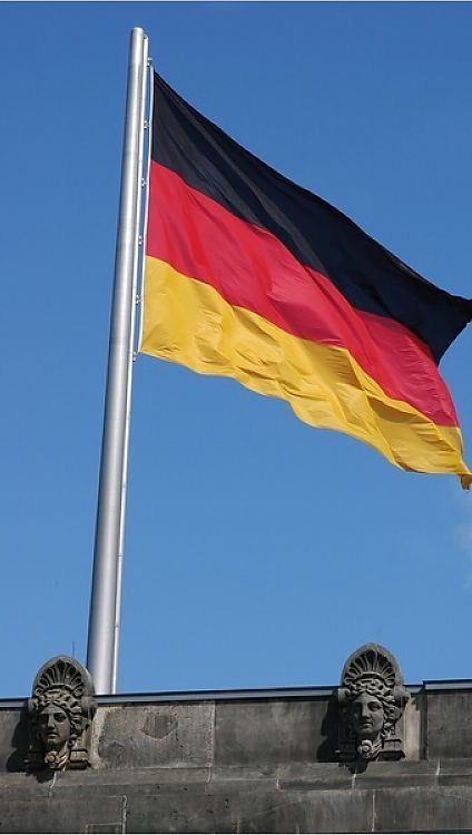 Waves Photos, Germany Flag, German Flag, Online Images, Photo Puzzle, Wonderful Images, National Flag, Picture Library, Berlin Germany