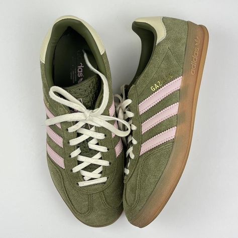 Adidas Gazelle Focus Olive / Pink / Gum

TikTok... - Depop Strawberry Matcha Adidas, Pink And Green Gazelles, Gazelles Adidas Outfit, Adidas Trainers Women, Adidas Gazelle Outfit, Pink Gazelles, Strawberry Matcha, Xmas Wishlist, Womens Trainers