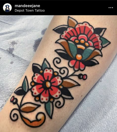 Female Traditional Tattoo Sleeve, American Style Tattoo Flowers, Traditional Style Flower Tattoo, Floral Traditional Tattoo, American Traditional Floral Tattoo Sleeve, American Traditional Flower Bouquet Tattoo, Wild Flower Tattoo Traditional, American Traditional Flower Tattoo, Traditional Tattoo Elbow