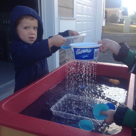 Sound Sensory Bin, Spring Weather Activities Preschool, Rain Sensory Bin, Spring Weather Activities, Waterplay Ideas, Water Theme Preschool, Rain Cycle, Weather Activities Preschool, Weather Activities For Kids