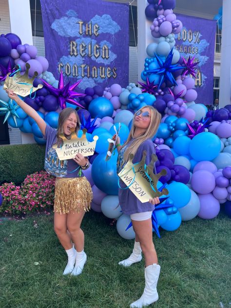 #sororitybidday #greeklife #zta #zetataualpha #bidday #outfits #biddayoutfits #workweek Purple Bid Day Theme, Zeta Bid Day Themes, Zta Bid Day Themes, Zeta Tau Alpha Bid Day, Purple Bid Day, Unique Bid Day, Vogue Bid Day Theme, Zeta Tau Alpha Aesthetic, Sorority Bid Day Themes Unique