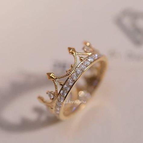 Rings For Quinceanera, Xv Rings, Quince Rings, Simple Earring Designs, Simplistic Jewelry, Business Tycoon, خواتم خطوبة, Cute Promise Rings, Hand Jewelry Rings