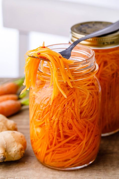 Pickling Carrots Quick, German Pickled Vegetables, Dill Pickle Carrots, Quick Pickled Carrots Asian, Pickled Carrots Vietnamese Recipe, Picked Carrots Recipe, Japanese Pickled Carrots, Sweet Pickled Carrots, Pickled Onions And Carrots