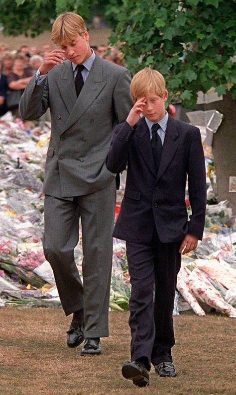 Princess Diana Funeral, Prințesa Diana, Putri Diana, Diana Funeral, Herzogin Von Cambridge, Prince William Et Kate, Prins William, Principe William, Prins Harry