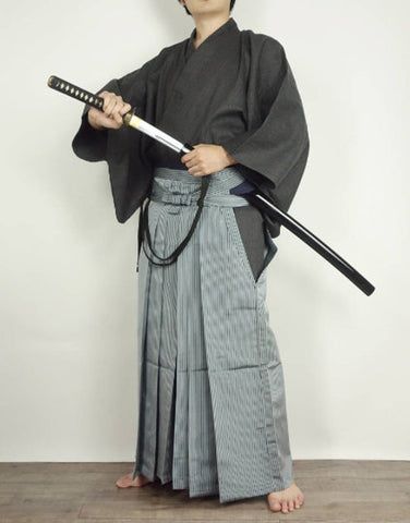 Samurai Clothing, Hakama Pants, Japanese Traditional Clothing, 일본 패션, Male Kimono, Art Outfits, Aikido, Maneki Neko, Japanese Outfits