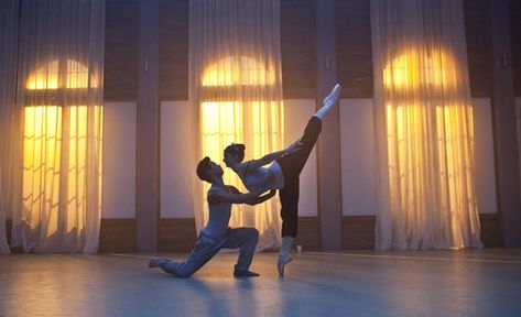 Dance Academy Stills Xenia Goodwin, Christian Reed, Jordan Rodrigues, Dance Decorations, Dance Academy, Dance Life, Dance Pictures, Just Dance, Ballet Dancers