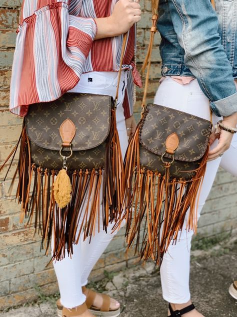 #bohostyle #louisvuittonpurse #lvstcloud #boho #fringe #western #westernstyle #shopping #luxury #treatyoself #designerbags #lv #lvneverfull #lvspeedy #streetstyle #fashion #purse Purse Fringe Diy, Lv Fringe Bag, Western Bags Purses Diy, Repurposed Designer Handbags, Lv Western Purses, Lv Fringe Purse, Upcycled Lv Handbags, Fringe Western Purse, Boho Louis Vuitton Bag