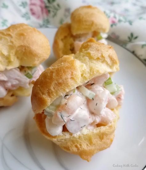 The perfect appetizer is here! A buttery puff shell stuffed with delicious shrimp salad. It's a great starter, fun lunch and would be perfect served at a baby or wedding shower! Soup Accompaniments, Gougeres Recipe, Best Grilled Shrimp Recipe, Battered Shrimp, Shower Snacks, Cream Puff Recipe, Beer Battered, Grilled Shrimp Recipes, Tea Snacks