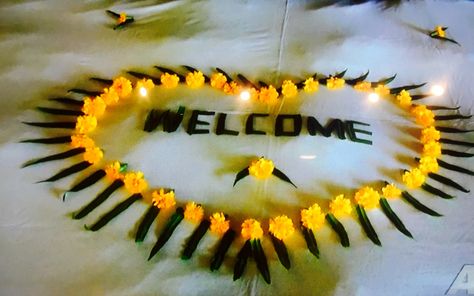 Simple Rangoli for any occasion Welcome Home Flower Decoration, Welcome Flower Rangoli, Welcome Baby Decoration Ideas At Home With Flowers, Welcome Rangoli With Flowers, Welcome Flower Decoration, Vinayaka Photos, Welcome Baby Decoration Ideas, Welcome Rangoli, Simple Wall Paintings