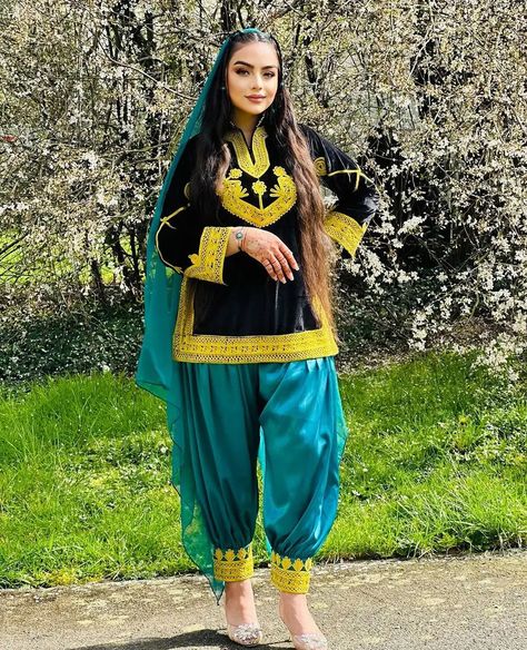 Stylish Clothes, Afghan Culture, Afghani Dress, Afghani Clothes, Afghan Wedding, Afghan Fashion, Afghan Clothes, Afghan Dresses, Stylish Clothes For Women