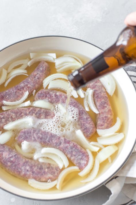 Stove Top Bratwurst, Braut Recipes Bratwurst Beer, Grilled Beer Brats, Brats On Stove Top, Beer Brat Recipes, Braut Recipes Bratwurst Grilled, Beer Brats Recipe Grilling, Brat Bar Ideas, Beer Brats Stove Top