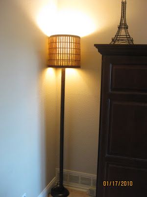 I had a $10 Walmart crappy flimsy floor lamp.  I hated it.  My husband needed the light.  I needed to make it prettier.   So, I took this l... Floor Lamp Redo, Floor Lamp Makeover, Lamp Redo, Rectangle Lamp Shade, Mercury Glass Lamp, Diy Floor Lamp, Creative Lamp Shades, Torch Lamp, Lampshade Makeover