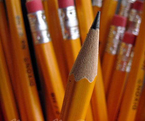 How to Sharpen Pencils High School Supply List, High School Supplies, Electric Pencil Sharpener, Sharp Pencils, Perfect Things, Old School House, School Supplies List, School House, Wine Labels