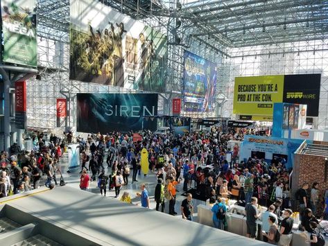 New York Comic Con: A Beginner's Guide to NYCC Comic Con Aesthetic, Anime Fusion, Buildings Aesthetic, 30 Before 30, Sims Challenge, Aly Michalka, Comic Convention, Netflix Tv Shows, Sci Fi Series