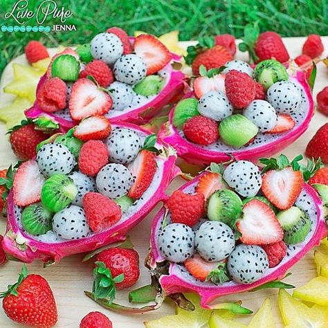 Love this display  by @livepurejenna #befitsnacks . by Zurvita Zeal Wellness Dragon Fruit Platter, Dragon Fruit Decoration, Dragon Fruit Dessert, Summer Charcuterie, Charcuterie Ideas, Fruit Platter Designs, Healthy Snack Ideas, 3 Birthday, Tea Snacks