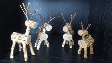 Homemade Decoration, Tree Branch Art, Wood Deer, Wooden Deer, Dead Tree, Branch Art, Diy Tree, Early Winter, Homemade Decor