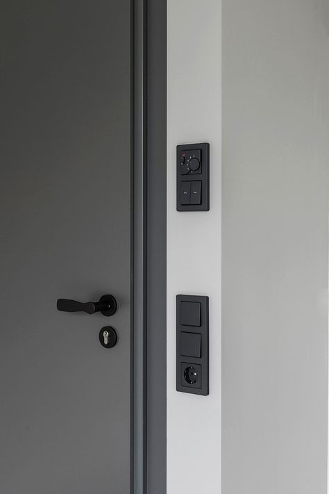 Turn, click, plug and switch. Discover the design program of A FLOW.⁠ ⁠ Drehen, klicken, stecken und schalten. Entdecke das Designprogramm A FLOW. ⁠ ⁠ 📸 Henrik Schipper Architekten: Ecker Architekten Switch And Sockets Design, Home Switches Design, Black Light Switches In House, Wall Sockets Ideas, Electrical Switches Design Home, Electrical Switches Modern, Electric Switch Board Design, Light Switch Design, Switch Boards Design