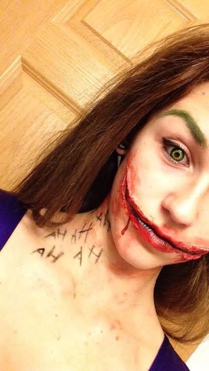 Halloween Mouth Makeup, Liquid Latex Makeup Halloween, Liquid Latex Makeup Ideas, Halloween Makeup Joker, Liquid Latex Makeup, Joker Halloween, Joker Makeup, Liquid Latex, Halloween Makeup Ideas