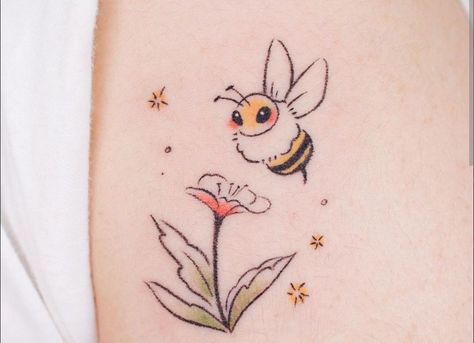 Honeybee Tattoo, Tattoos For Ladies, Honey Tattoo, Insects Tattoo, Small Bee Tattoo, Bee Tattoos, Honey Bee Tattoo, Cute Animal Tattoos, Bumble Bee Tattoo