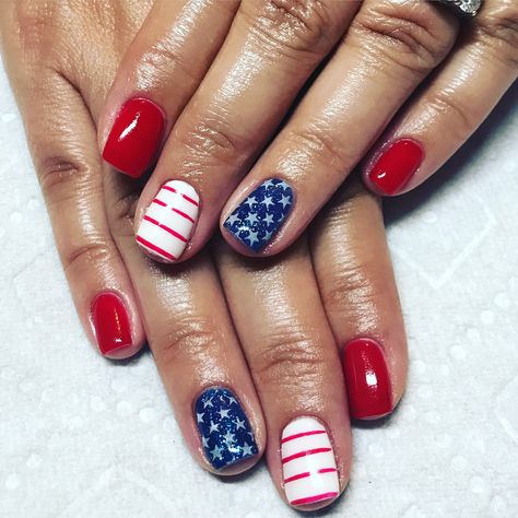 Fourth of July nails. Patriotic nails. Red nails. White nails. Flag nails. America nails. Star nail art. Stripe nail art. Gel nails. Summer nails. Russian manicure. Gel Fourth Of July Nails, Beach 4th Of July Nails, Fourth Of July Gel Nails Ideas, Summer 4th Of July Nails, 4th Of July Nails Gel Short, Red White And Blue Nails Short, Memorial Weekend Nails, Short Patriotic Nails, Gel Manicure Short Nails Summer