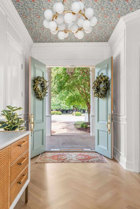 Wallpapered Entryway, Herringbone Wood Floor, Wallpaper Ceiling, Mirrored Console Table, Velvet Wallpaper, Bold Wallpaper, Entryway Ideas, Up House, Cozy Decor