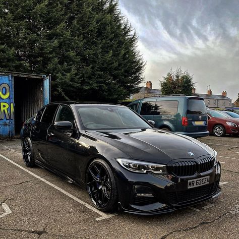 Lenny Howlett on Instagram: “Back to the car posts! 😁🖤 #BMW #330i #MSport #MPerformance #Vossen #HF5 #Bimmerdeals #LennyUrban” Gti Car, Bmw Sports Car, Bmw 320d, Bmw Black, Rolls Royce Motor Cars, Bmw Sport, Bmw Wagon, New Luxury Cars, Bmw 330i