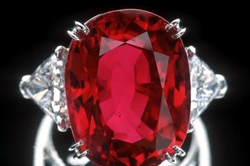 Scientists want to officially link precious gems to their geologic setting, with a new suite of tectonic gemstones that will help researchers and the public recognize the special conditions that create rare gems. Their proposal kicks off with ruby and jadeite jade, two rare stones linked to colliding tectonic plates. Vintage Glam, Ruby Jewelry, Ruby Gemstone, Red Aesthetic, Red Stone, Gems And Minerals, Ruby Ring, Shades Of Red, White Diamonds