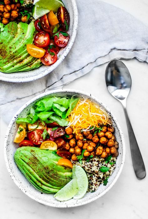 Chipotle Chickpeas, Baked Zucchini Fritters, Canned Baked Beans, Plant Diet, Chickpea And Spinach Curry, Macro Recipes, Chickpea Burger, Spaghetti Dinner, Grain Bowls