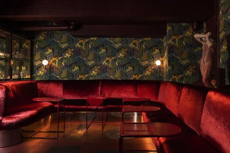 Secluded booth at VOYSEY, a speakeasy for your feminine side in Portland Oregon. Interior Design by ELK Collective Cheap Liquor, Underground Bar, Speakeasy Bar, Bar Crawl, Romantic Restaurant, Pub Food, Hotel Staff, Tasting Menu, Tap Room