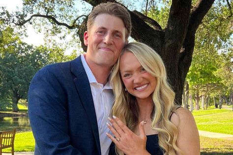 'Pioneer Woman' star Ree Drummond's 24-year-old daughter Paige Drummond is engaged to her boyfriend, David Andersen. Paige's sister, Alex Drummond, revealed the exciting news on her Instagram Stories on Aug. 3. Ree Drummond Wedding, Pioneer Woman Ree Drummond, Jenna Bush Hager, Jenna Bush, Tv Sport, Bon Iver, Sports Awards, Engagement Celebration, Ree Drummond