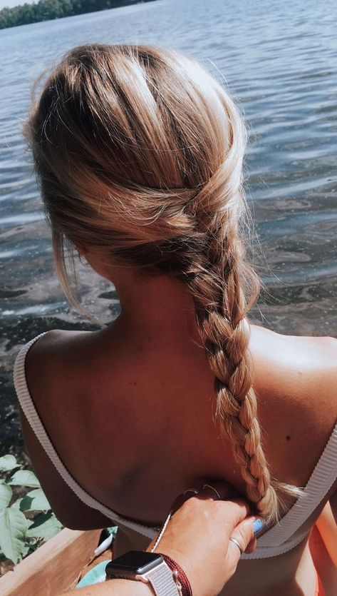 cute summer hairstyle, beach hairstyle, summer hairstyle, summer hairstyle ideas, beach hairstyle ideas, beach hairstyles, cute hairstyles, cute braid hairstyles Boat Hair Hairstyles, Cute Braid Hairstyles, Summer Beach Hairstyles, Hairstyles For Summer, Lake Hair Styles, Boat Hair, Sports Hairstyles, Highlights Brown Hair, Beach Hairstyles