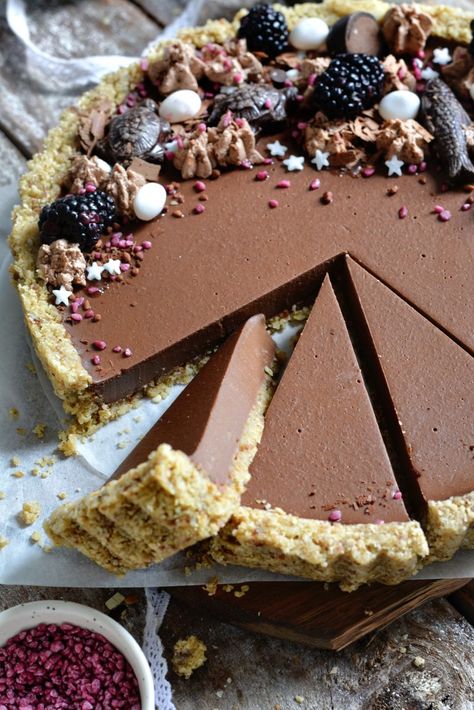 Tarte Vegan au Chocolat et Beurre de Cacahuète Sans Gluten / Vegan Chocolate and Peanut Butter Tart Peanut Butter Tart, Tarte Vegan, Vegan Tarts, Patisserie Vegan, Butter Tart, Thermomix Desserts, Chocolate And Peanut Butter, Vegan Kitchen, Healthy Sweets Recipes