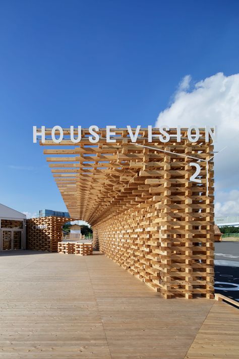 Kengo Kuma & Associates · Entrance of House Vision 2016 Tokyo Exhibition Architecture Art Nouveau, Bamboo Structure, Pavilion Design, Kengo Kuma, Wood Architecture, Timber Structure, Structure Architecture, Wood Structure, 60 Fashion