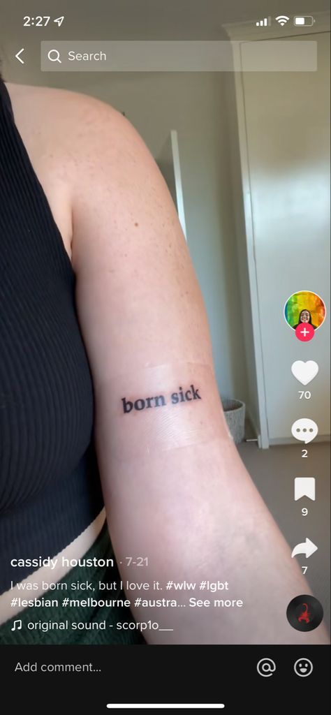 Masc Lesbian Tattoo Ideas, Lesbian Tattoo Aesthetic, Activism Tattoo, Masc Tattoos For Women, Subtle Queer Tattoos, Bi Tattoos For Women, Gay Tattoo For Women, Queer Tattoos For Women, Wlw Tattoo Ideas