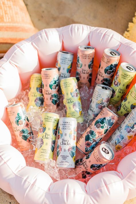 Bridal Shower By The Pool, Pool Side Bridal Shower Ideas, Bridal Shower Peach Theme, Pool Party Bridal Shower Theme, Here Comes The Sun Bridal Shower Theme, Pool Bridal Shower Ideas, Pool Party Bridal Shower Ideas, Bridal Shower Pool Party, Summer Bridal Shower Ideas