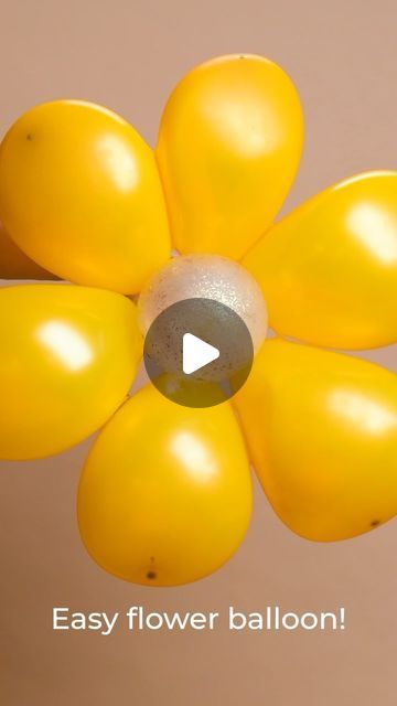 Blossom on Instagram: "Celebrate the arrival of spring with this easy flower balloon hack 🌼🎈" Balloon Flowers Diy, Flower Balloons Diy, Balloon Hacks, How To Make Balloon, Easy Flower, Balloon Flowers, Balloon Diy, March 19, Flower Clip