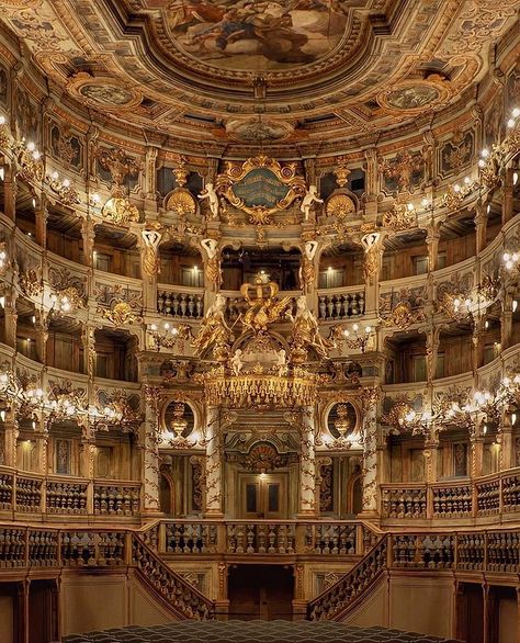 @royal_palaces_ • Instagram photos and videos Victorian Era, Theatre Architecture, Bayreuth, Baroque Architecture, Theater Architecture, Victorian Aesthetic, Royal Aesthetic, Architecture Old, Old Money Aesthetic