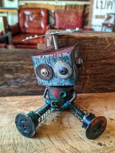 Scrap Metal Robots Junk Art, Wood Robots, Wooden Robots, Breakup Messages, Steampunk Diy Crafts, Junk Metal Art, Steampunk Robots, Recycled Robot, Tin Can Art